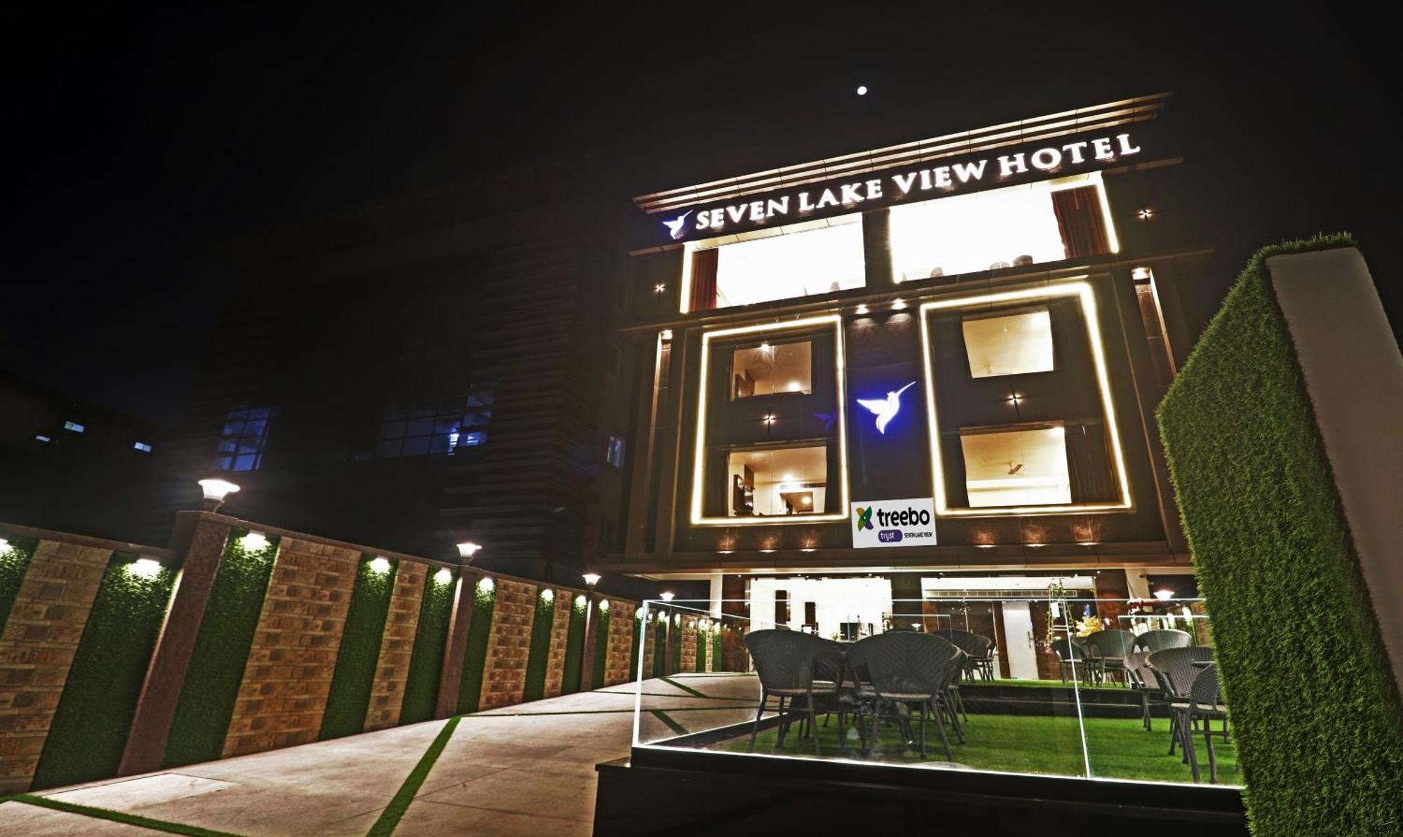 Treebo Premium Seven Lake View 하이데라바드 외부 사진